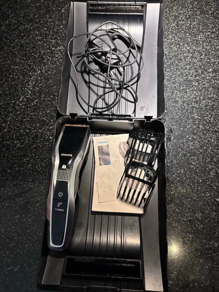 Philips Tondeuse met Turbo Functie en Opbergcase, Ophalen, Gebruikt, Scheren en Epileren