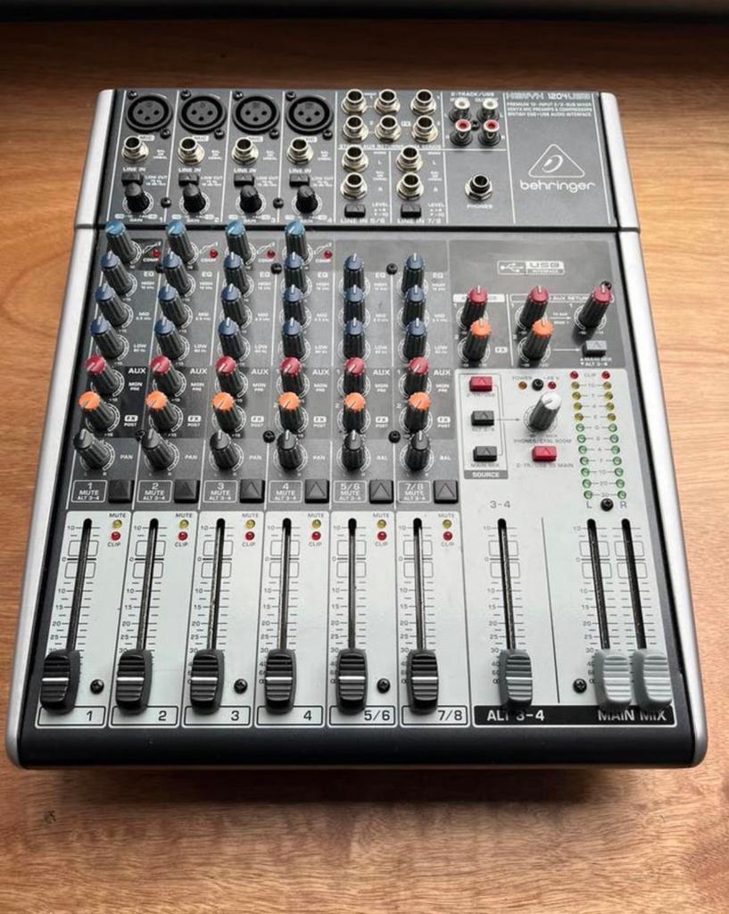 Behringer Xenyx X1204USB Mengpaneel - Nieuw in doos!, Muziek en Instrumenten, Mengpanelen, Nieuw, 5 tot 10 kanalen, Microfooningang