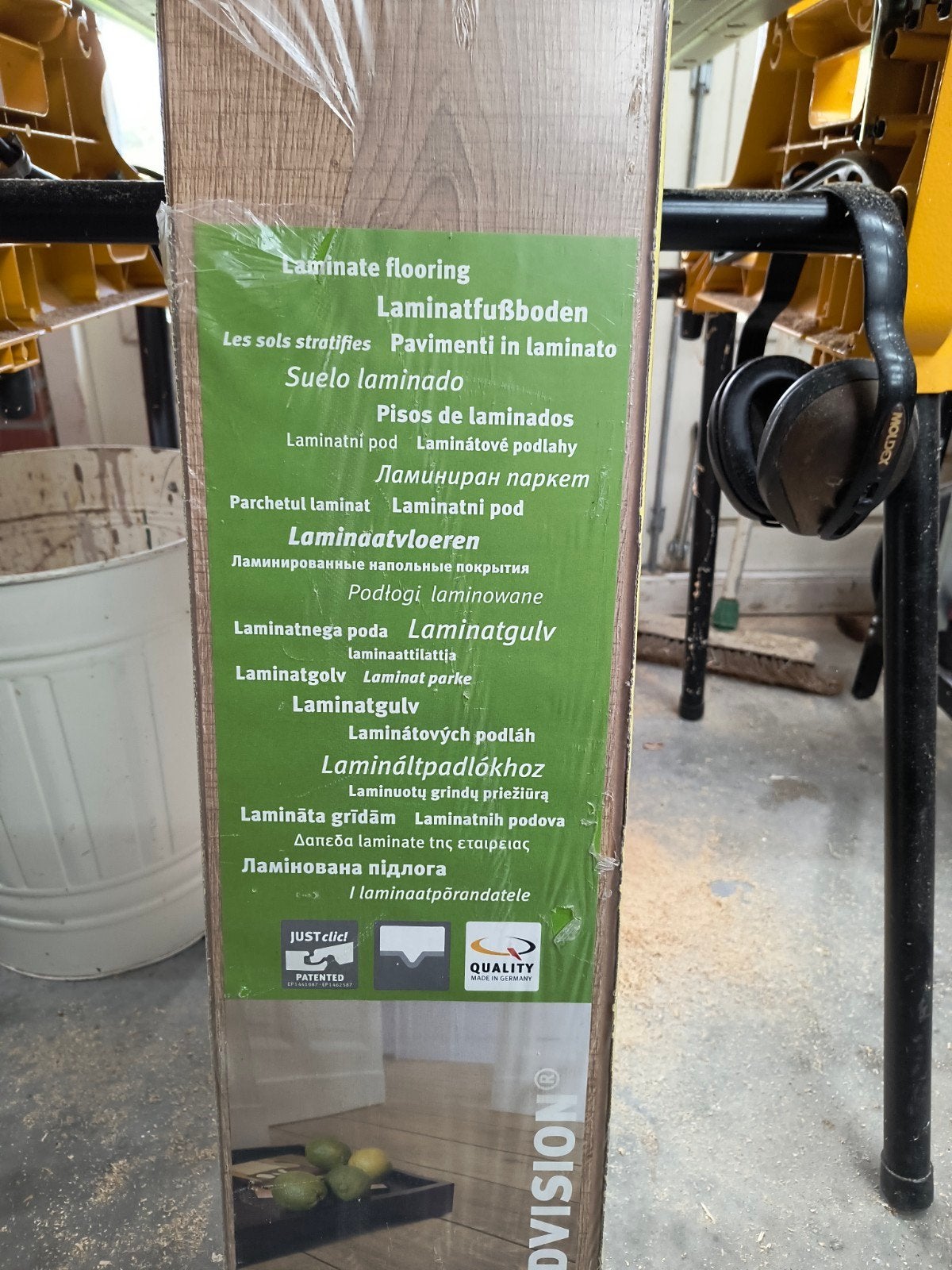 Nieuw laminaatvloer 7 mm - Eiken look, Doe-het-zelf en Verbouw, Ophalen, 50 tot 150 cm, Nieuw, Minder dan 5 m²
