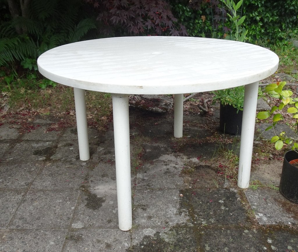 Grosfillex tuintafel, Ophalen, Gebruikt, Rond, Kunststof