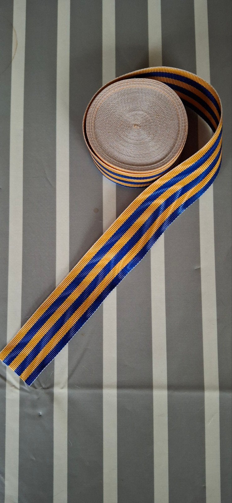 medaille lint metalen kruis 27mm per meter, Ophalen of Verzenden, Landmacht, Nederland, Lintje, Medaille of Wings