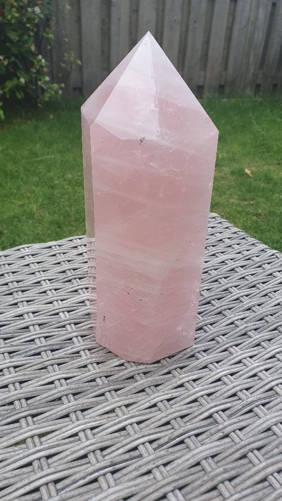 Grote Rozenkwarts Obelisk - Prachtig! 2.98KG!, Ophalen, Zo goed als nieuw