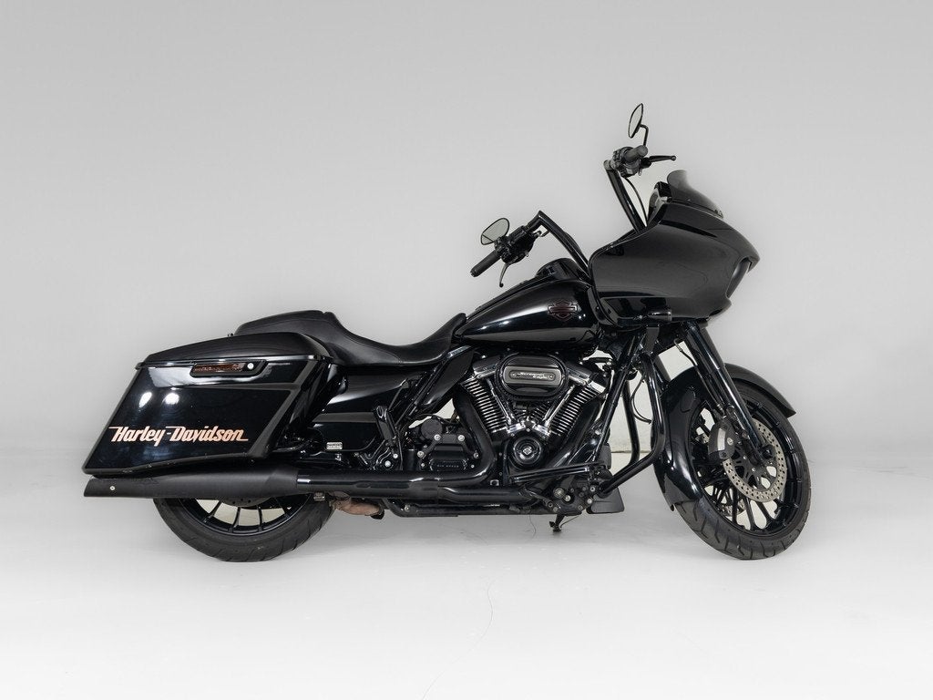 Harley-Davidson ROAD GLIDE SPECIAL (bj 2016), Motoren, Bedrijf, Toermotor, Laan van Vredenoord 33
2289 DA  Rijswijk ZH, NL, 1868 cc