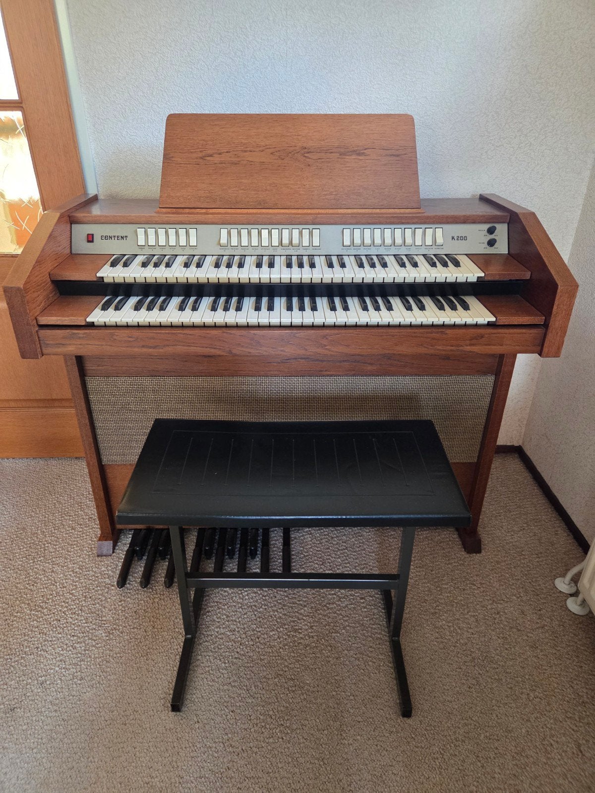 Vintage content K200 orgel met kruk, Muziek en Instrumenten, Orgels, Ophalen, Gebruikt, 2 klavieren, Orgel