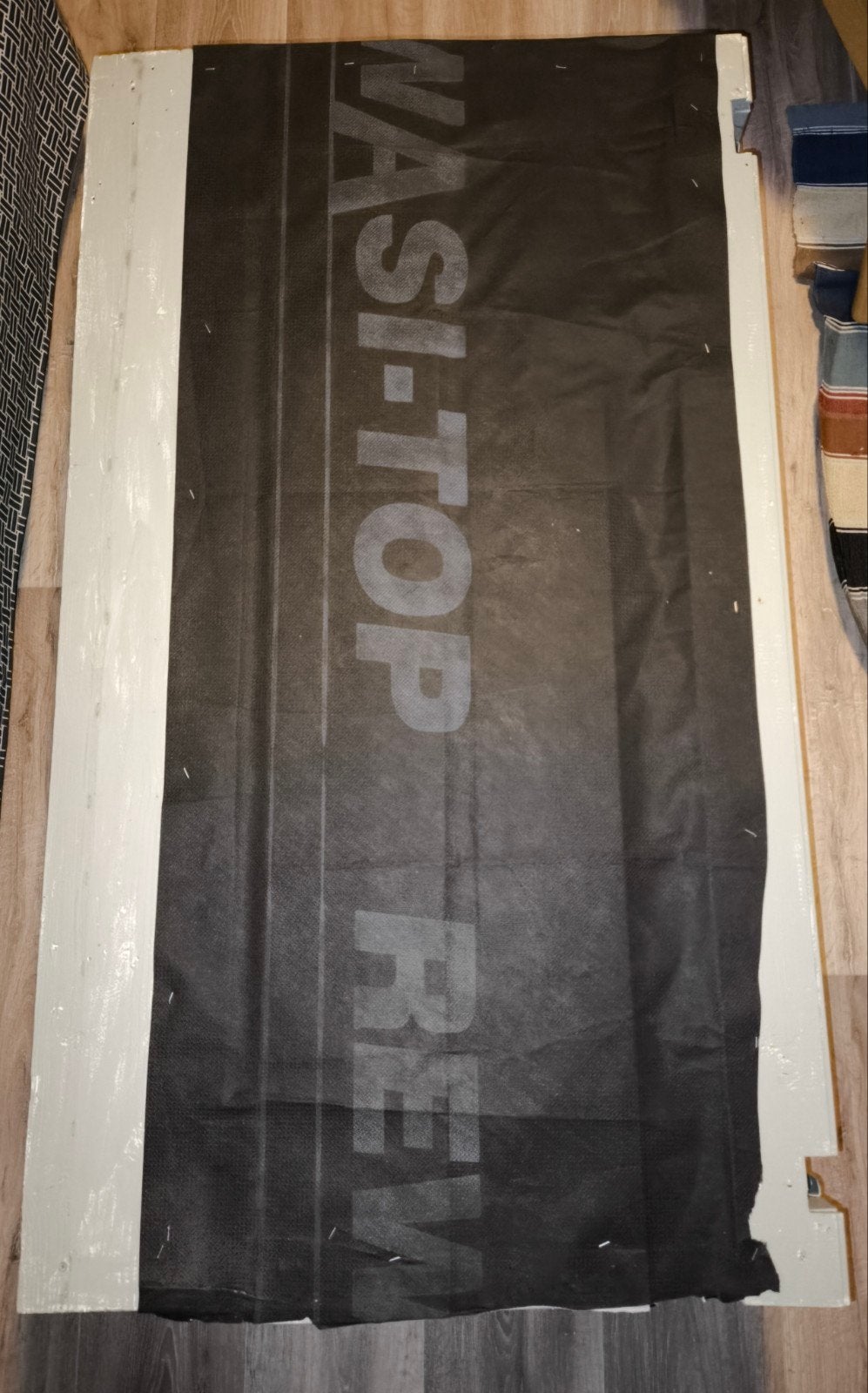 Ligbed van hout en metaal 129x73x33.5cm, Ophalen, Gebruikt, Hout