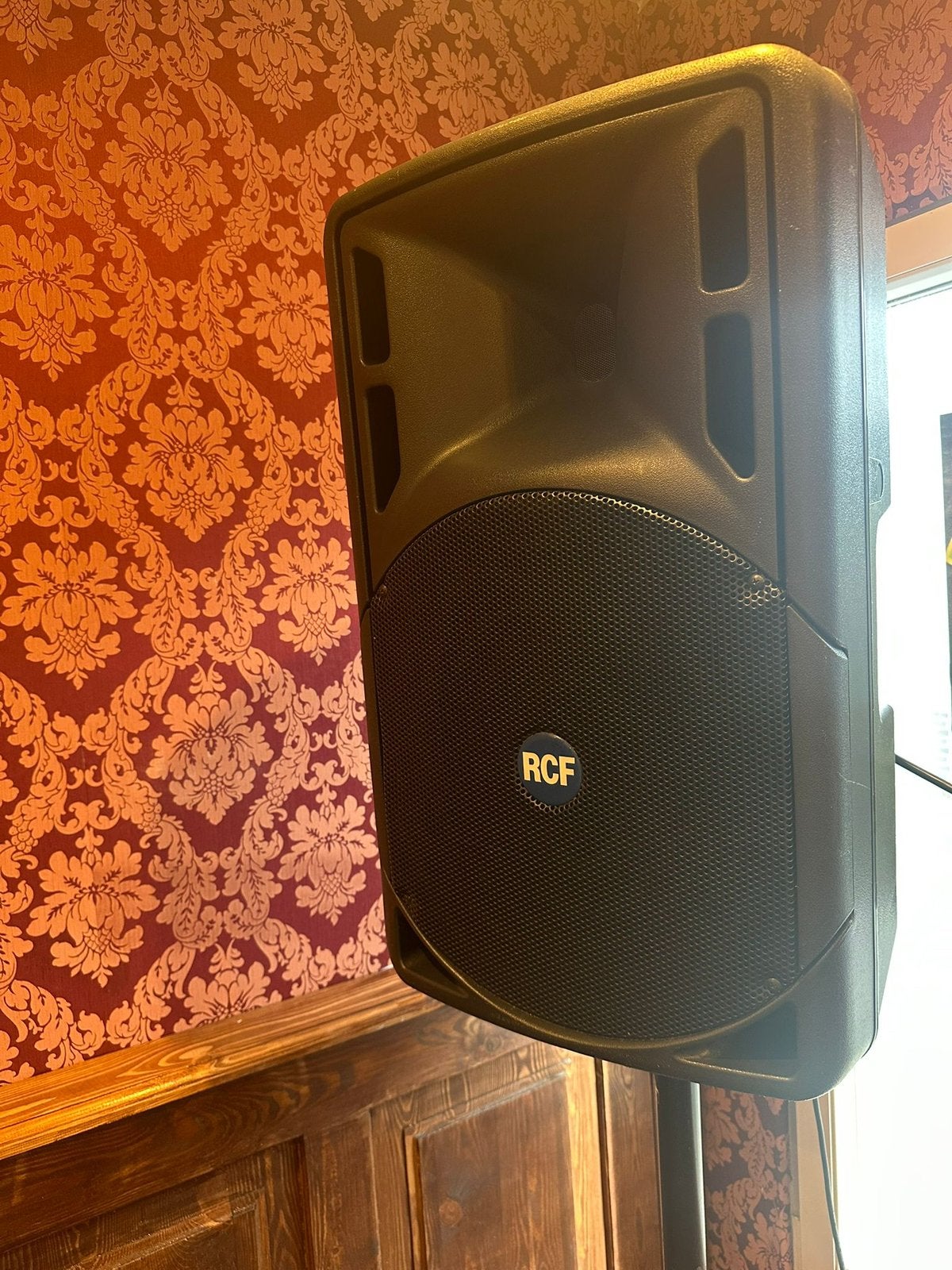 Dynacord boxinstallatie, Overige merken, Gebruikt, Ophalen of Verzenden, 120 watt of meer