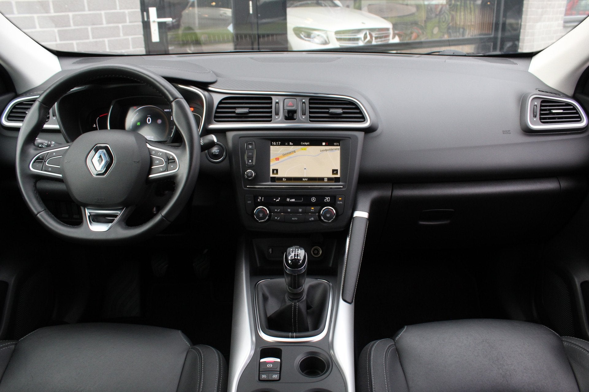 Renault Kadjar 1.2 TCe Intens / Carplay / Camera / Keyless /, Auto's, Voorwielaandrijving, Kadjar, Gebruikt, 4 cilinders