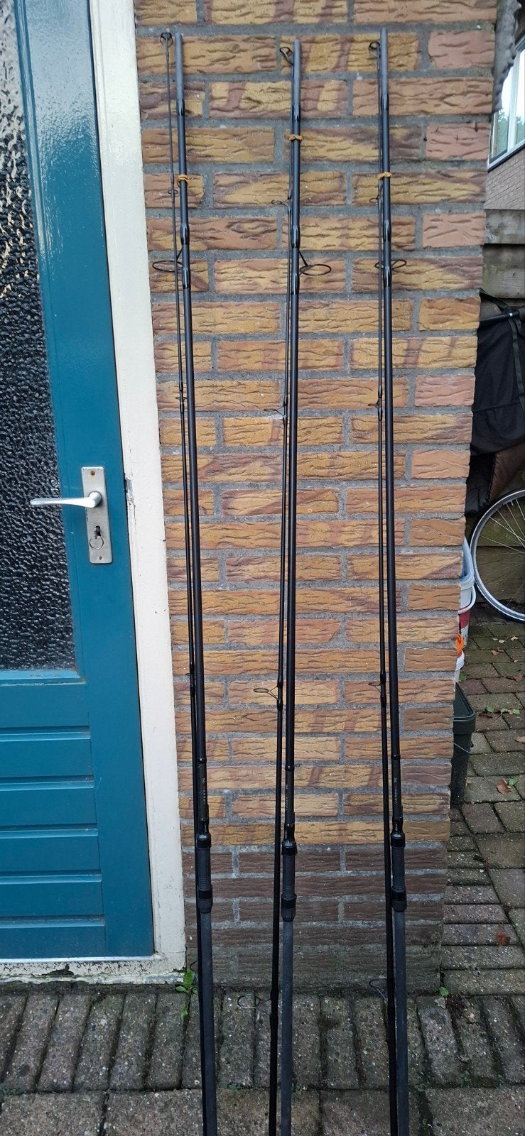 3x Sonik vaderx RS 12ft 3lb, Ophalen, Werphengel