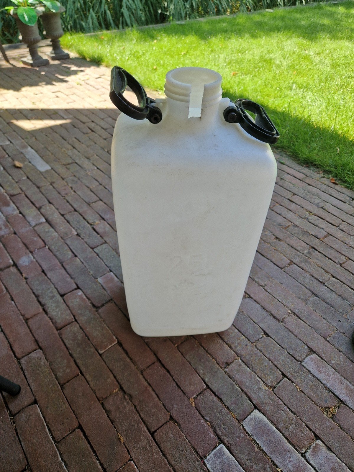 25 liter watertank met handvatten, Ophalen of Verzenden, Gebruikt