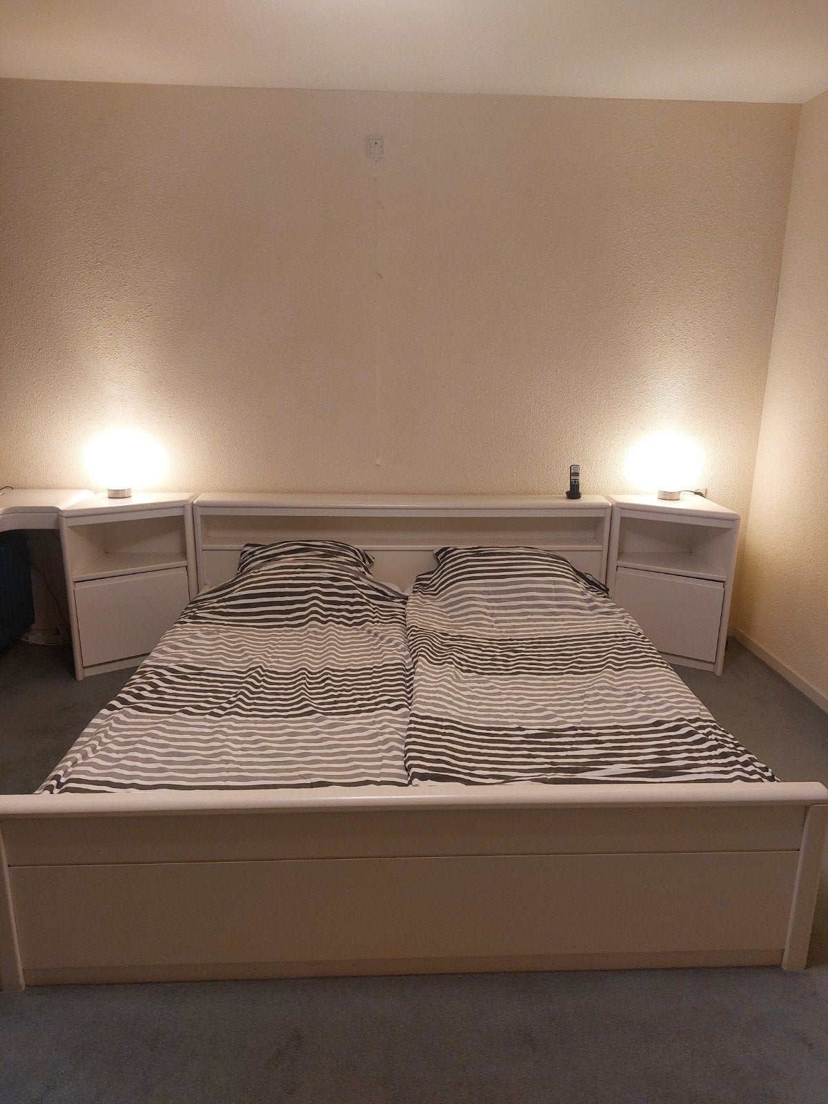 Tweepersoonsbed 180 x 200 MDF met Auping spiraalmatras wit, Ophalen, Gebruikt, Tweepersoons, 180 cm
