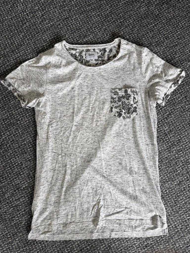8mm Bloemetjes T-shirt Maat M, Ophalen of Verzenden, Zo goed als nieuw, Maat 48/50 (M), Grijs