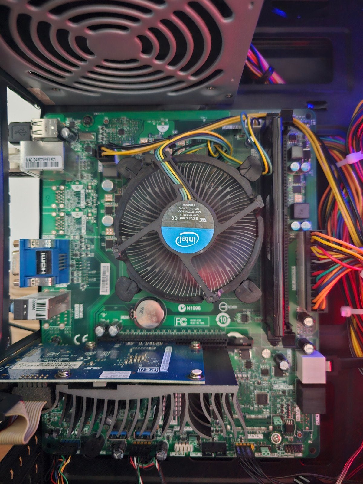 MSI MS-7848 Moederbord met i5-4590 CPU en GT710 2gb video, Computers en Software, Moederborden, Ophalen, DDR3