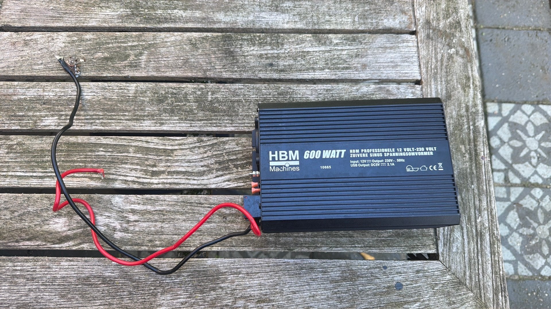 Omvormer zuivere sinus 12v > 230v 600 watt, Caravans en Kamperen, Ophalen of Verzenden, Zo goed als nieuw