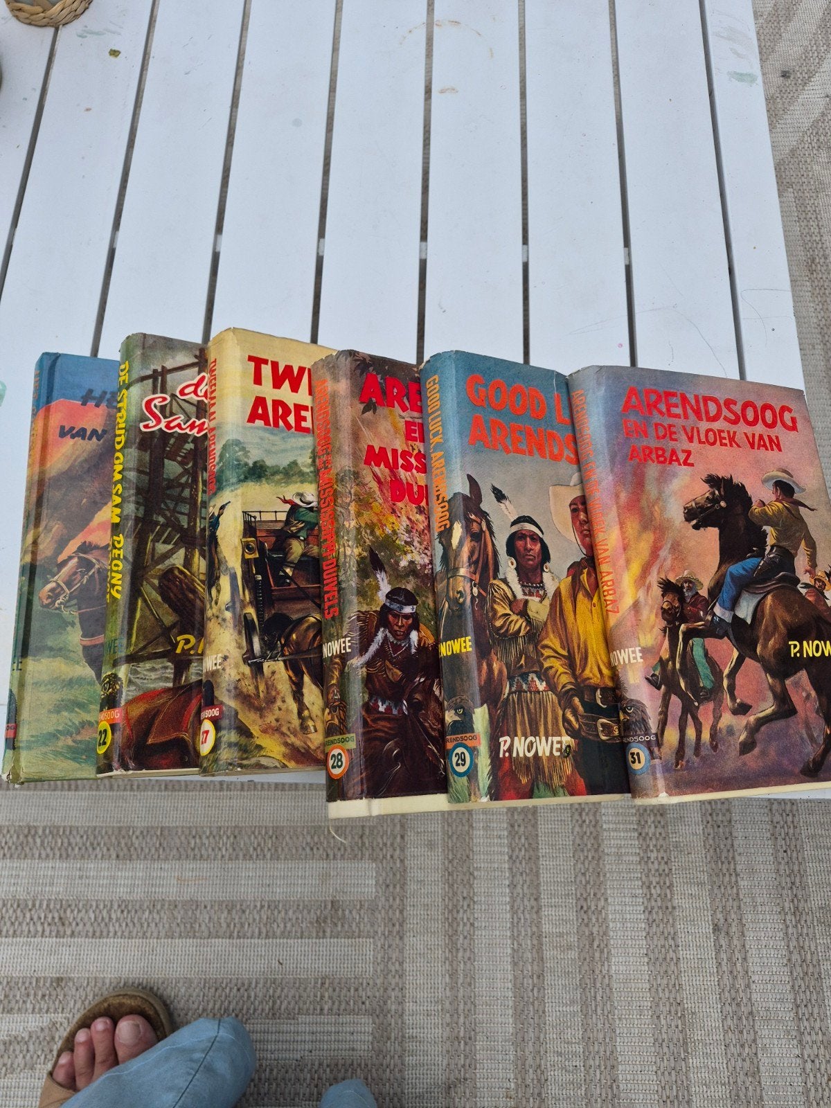 5 boeken in 1 koop Arendsoog  - P. Nowee, Ophalen of Verzenden, Gelezen, P. Nowee, Nederland