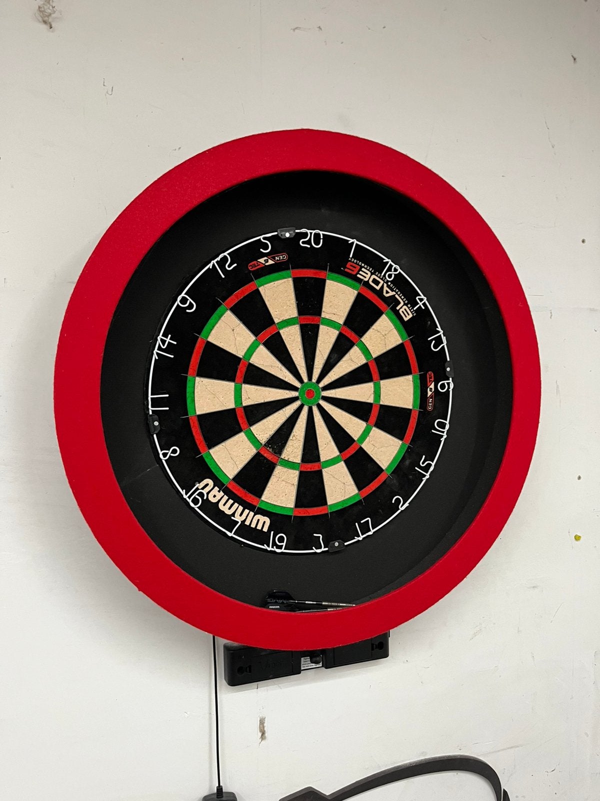 Winmau blade 6+led ring+laser oché, Ophalen, Zo goed als nieuw, Dartbord