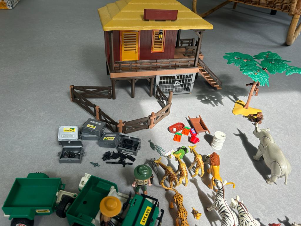 Playmobil Safari Set met Jeep, Dieren en Onderkomen, Kinderen en Baby's, Speelgoed | Playmobil, Ophalen of Verzenden, Gebruikt