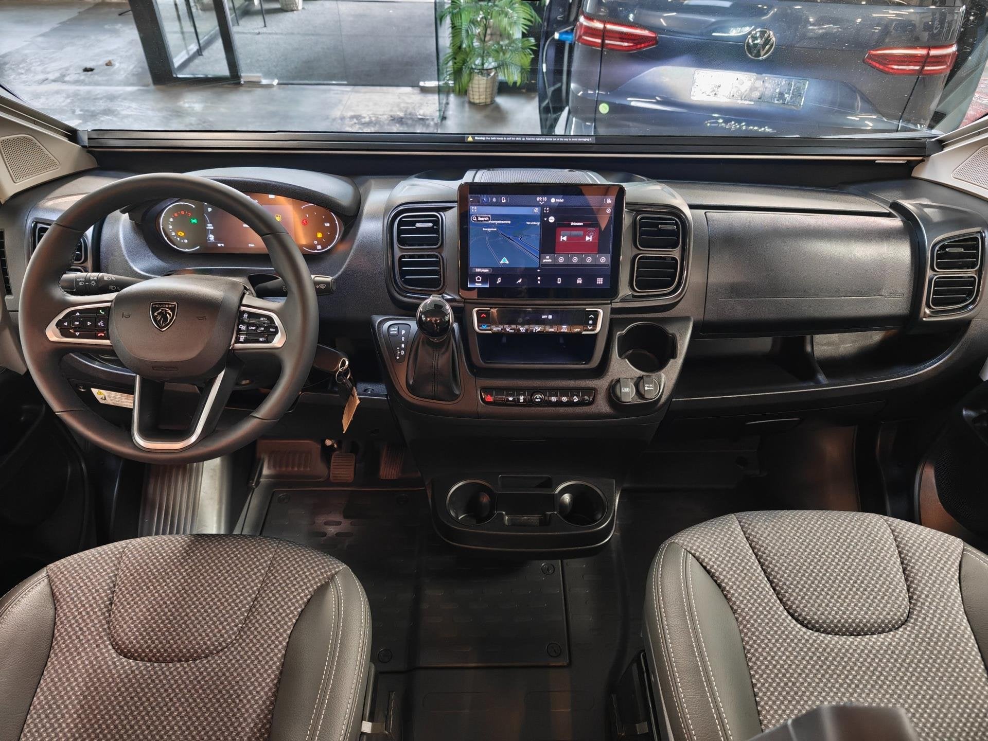 Tourne Mobil 6.4 Select 2.2 BlueHDI 180PK Automaat - ALL SEA, Caravans en Kamperen, Campers.eu B.V., Buscamper of Camperbus, Elektrische ramen
