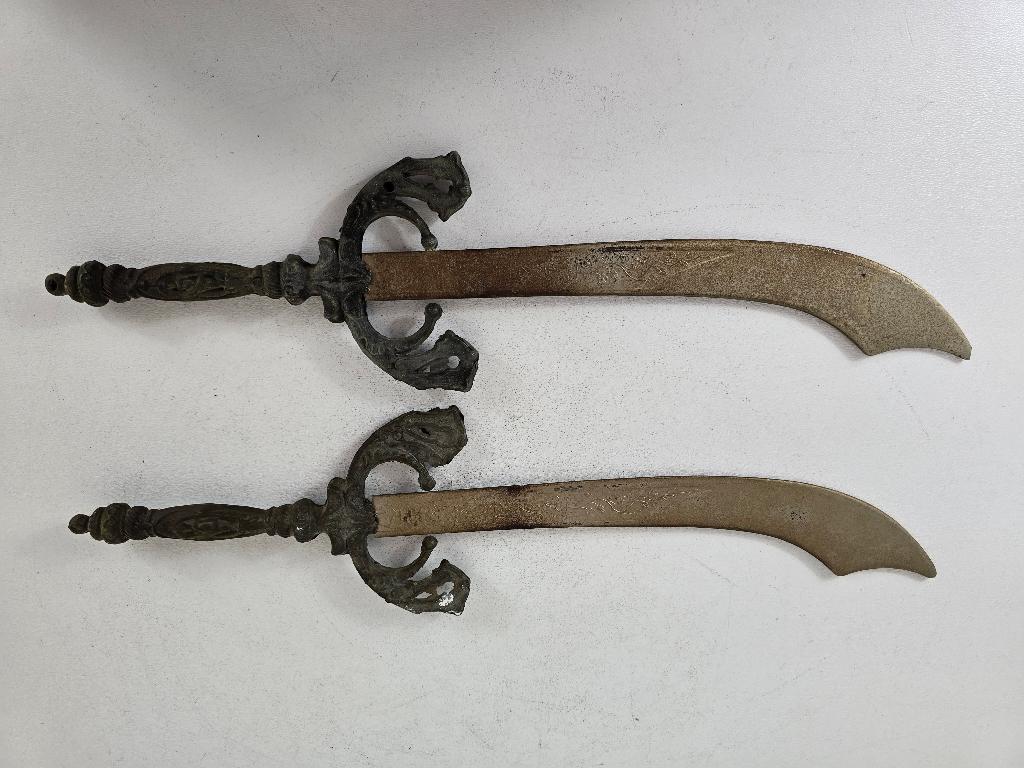 Twee kleine sabels, tin, ijzer, Frankrijk, 1e helft 20e eeuw, Antiek en Kunst, Antiek | Tin, Ophalen of Verzenden