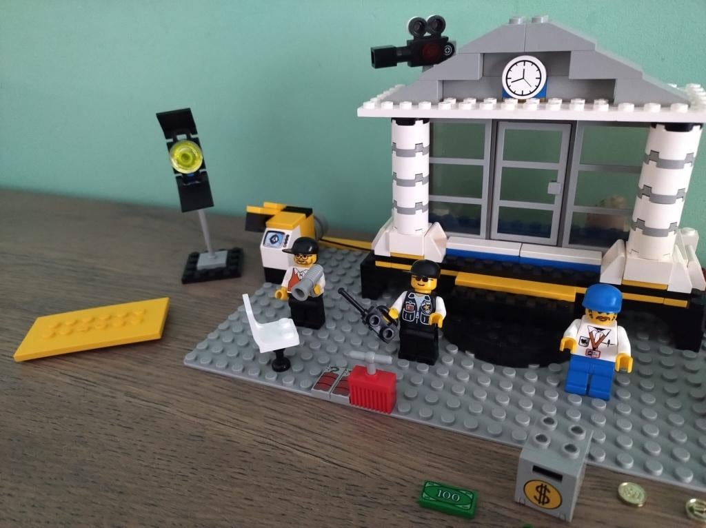 Lego Studio's 1352 Filmset movie scène ontploffing, Overige thema's, Lego, Ophalen of Verzenden, Zo goed als nieuw