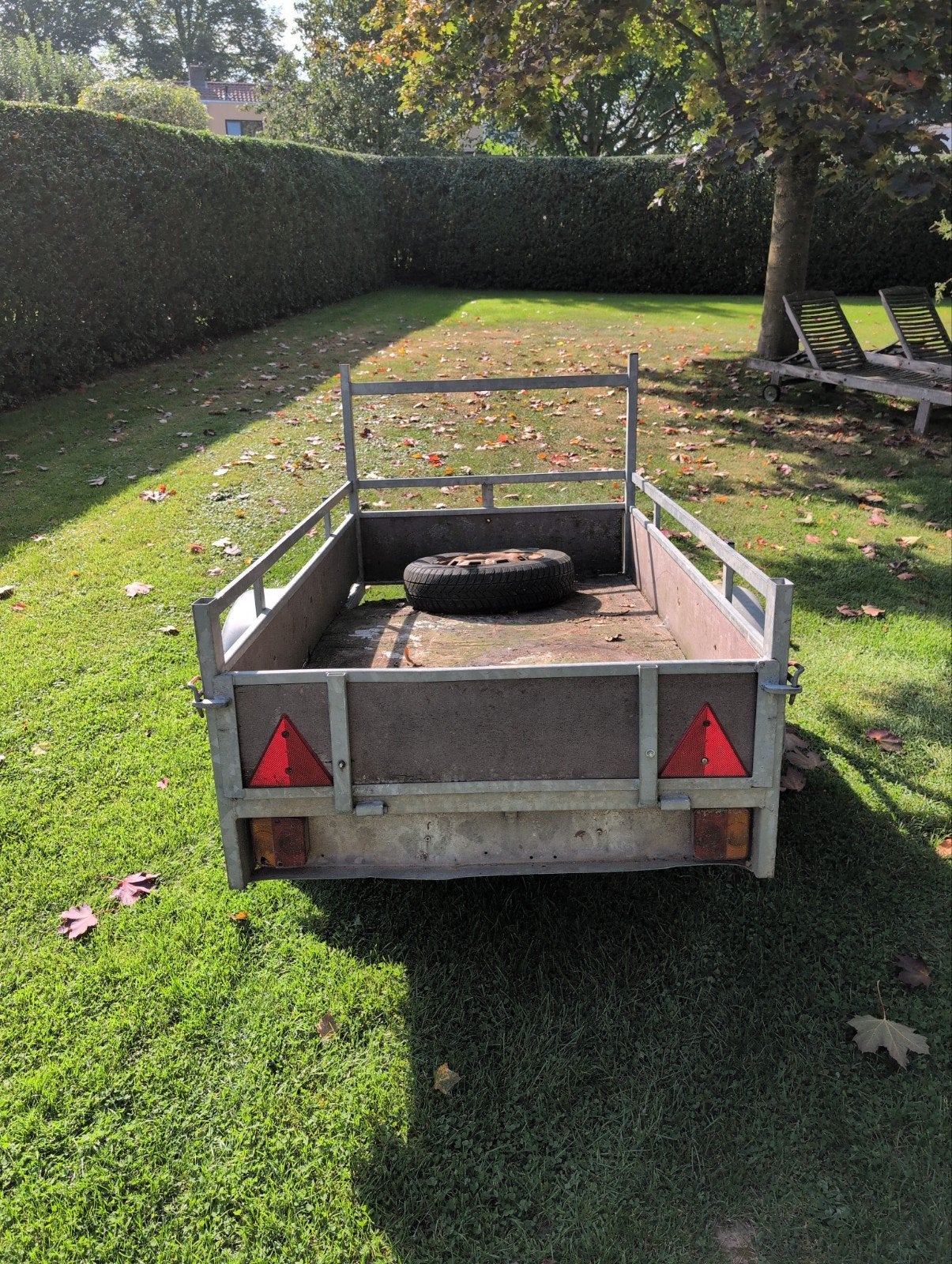 Stevige aanhangwagen met reservewiel, Ophalen, Gebruikt