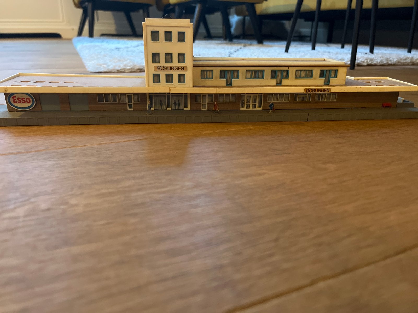 Modelspoorwegstation Böblingen - Gebouw - Kibri, Ophalen of Verzenden, Gebruikt, Brug, Tunnel of Gebouw