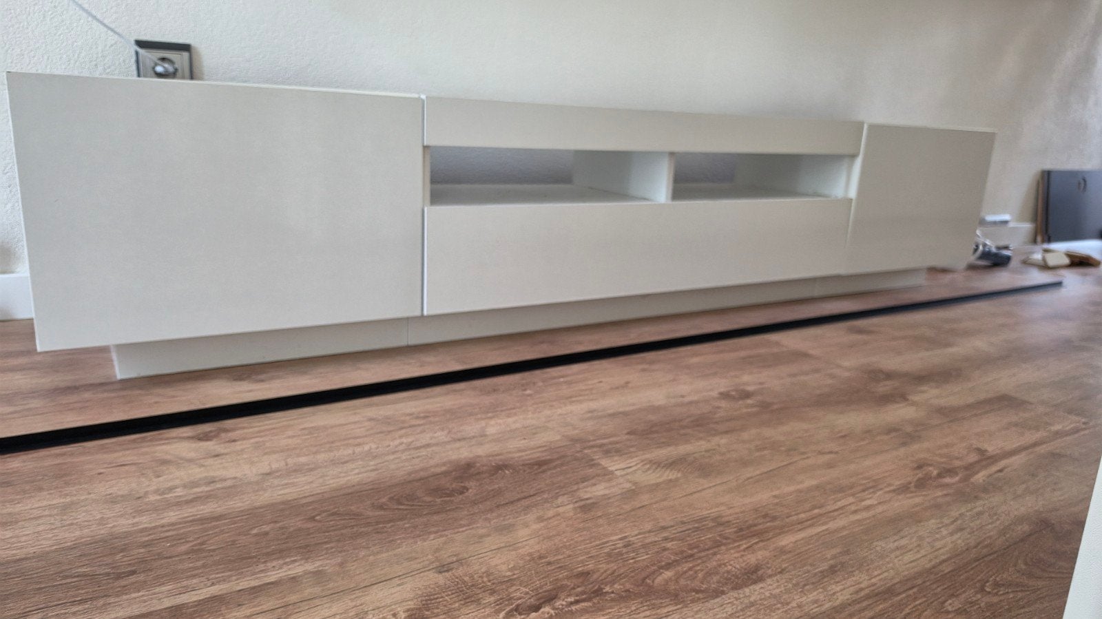 Wit glanzend tv meubel met opbergruimte, Ophalen, Overige materialen, Gebruikt, 150 tot 200 cm