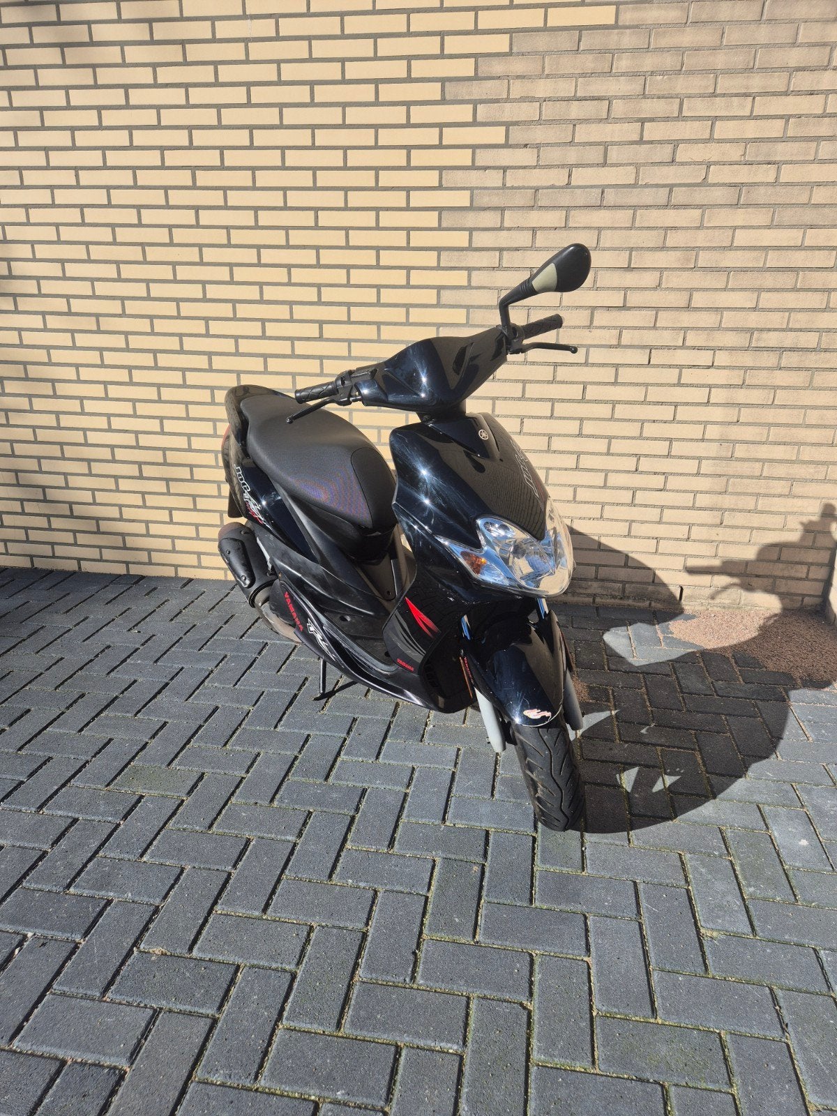 Yamaha 2-takt scooter - Start altijd, loopt niet stationair, Fietsen en Brommers, Scooters | Yamaha, Ophalen of Verzenden, Gebruikt
