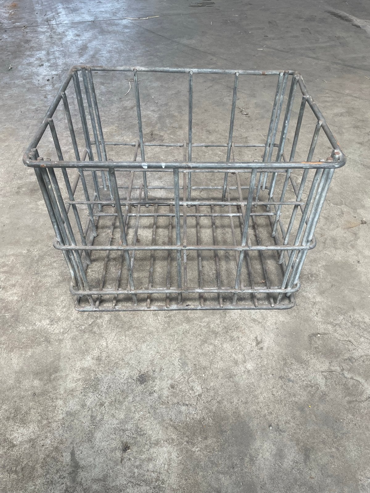Stevig metalen flessenrek voor diverse flessen, Ophalen, Gebruikt, Metaal, Minder dan 5 flessen
