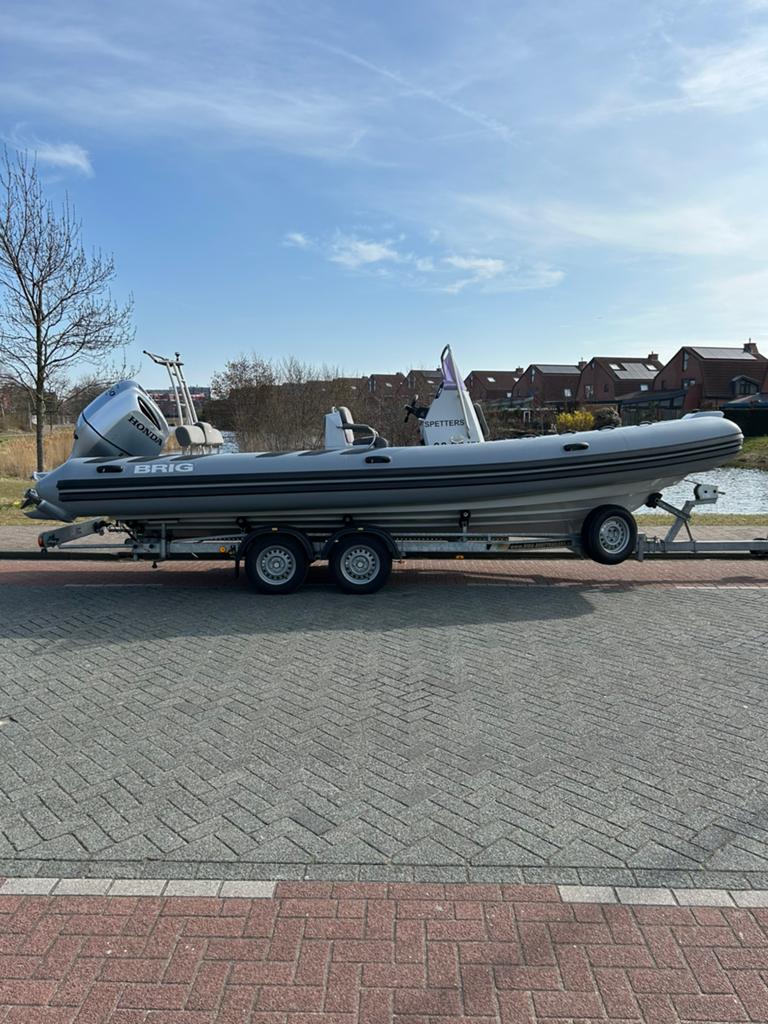 Brig Navigator 700 Honda 250pk + trailer, Watersport en Boten, Rubberboten, Afdekzeil, Brig, Zo goed als nieuw, 250 pk