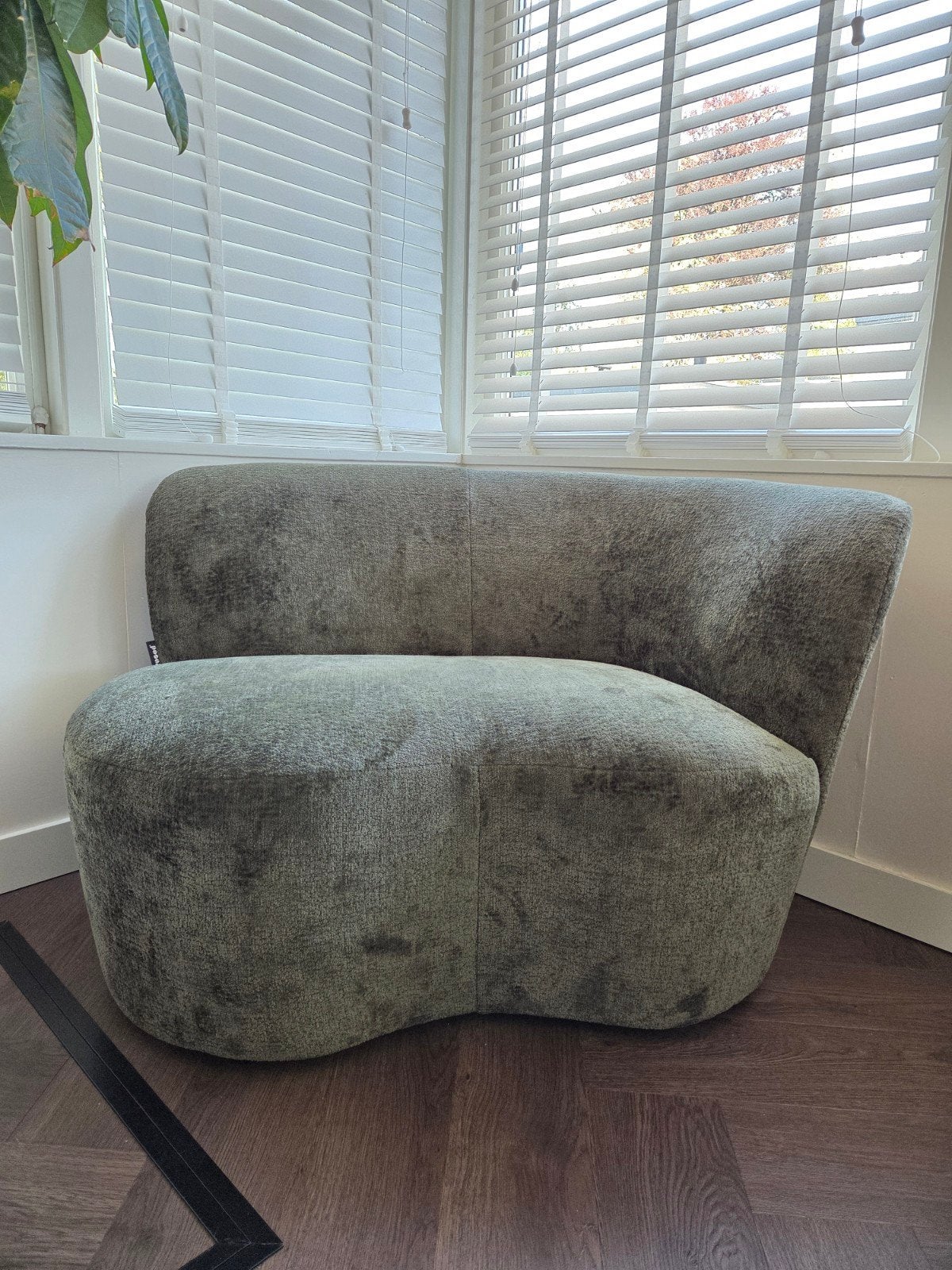 Loveseat donkergroen Woood, Huis en Inrichting, Fauteuils, Ophalen, 75 tot 100 cm, Zo goed als nieuw, 100 tot 125 cm