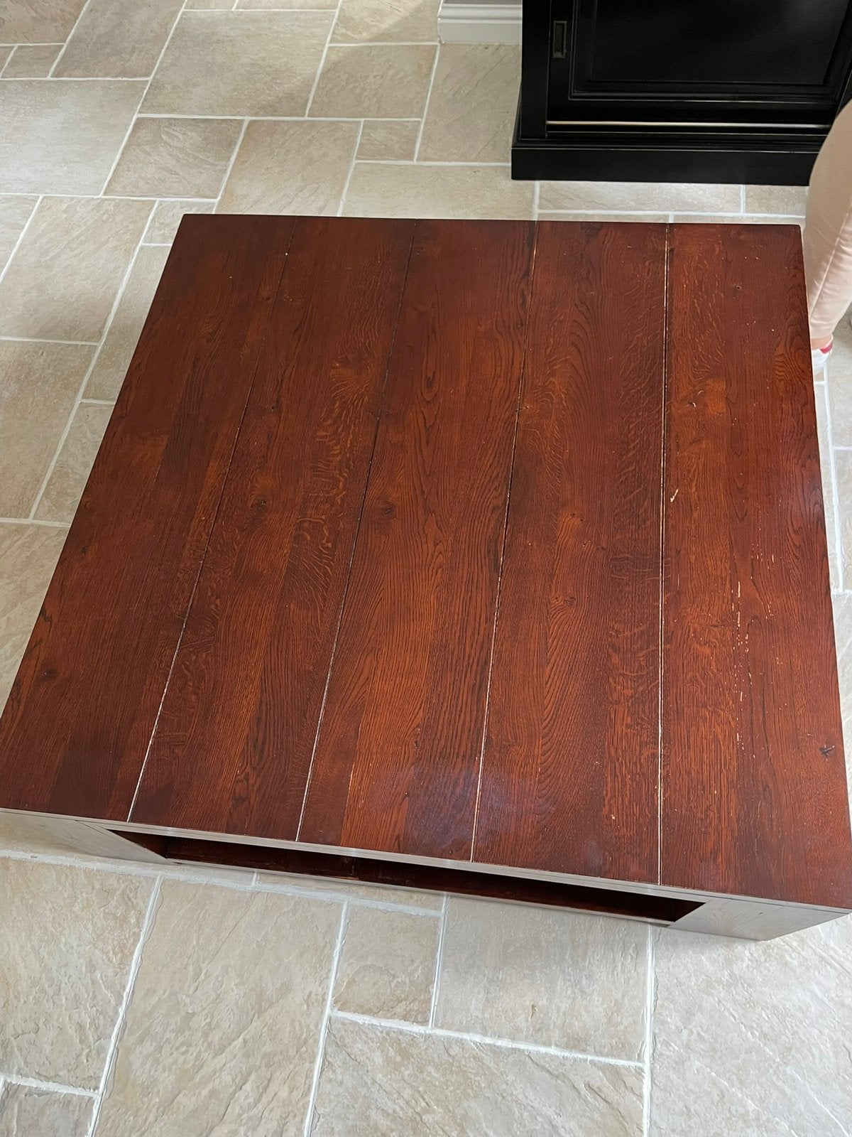 Bruine houten salontafel, Ophalen, Vierkant, Zo goed als nieuw, Modern