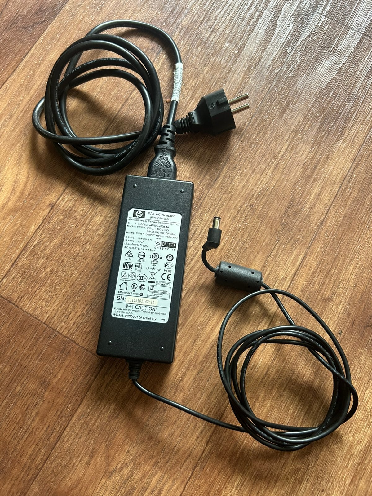 HP oplader 48 v  dc, Computers en Software, Ophalen of Verzenden, Zo goed als nieuw