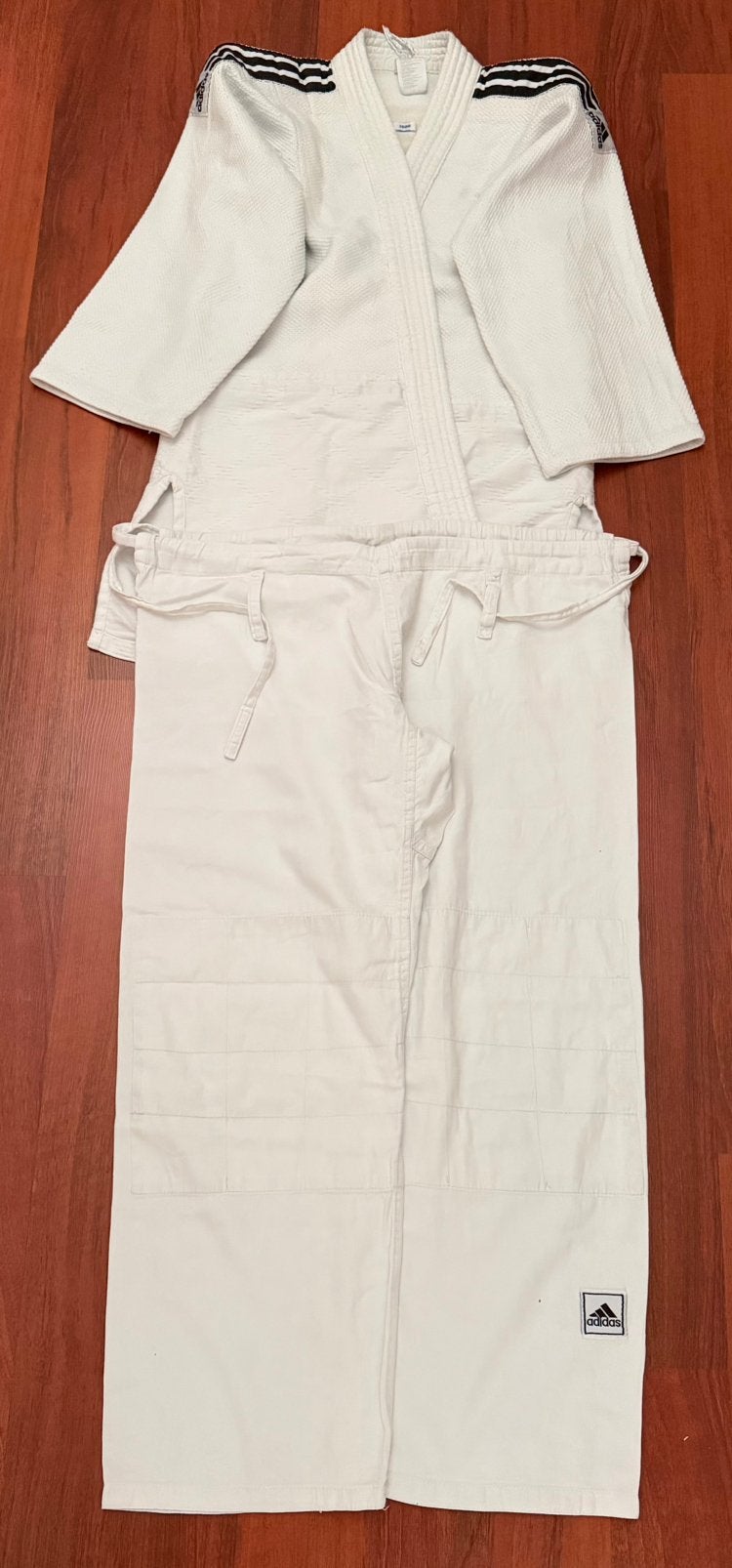 Adidas judopak 170cm - J500, Gebruikt, Judo, Vechtsportkleding, Maat M