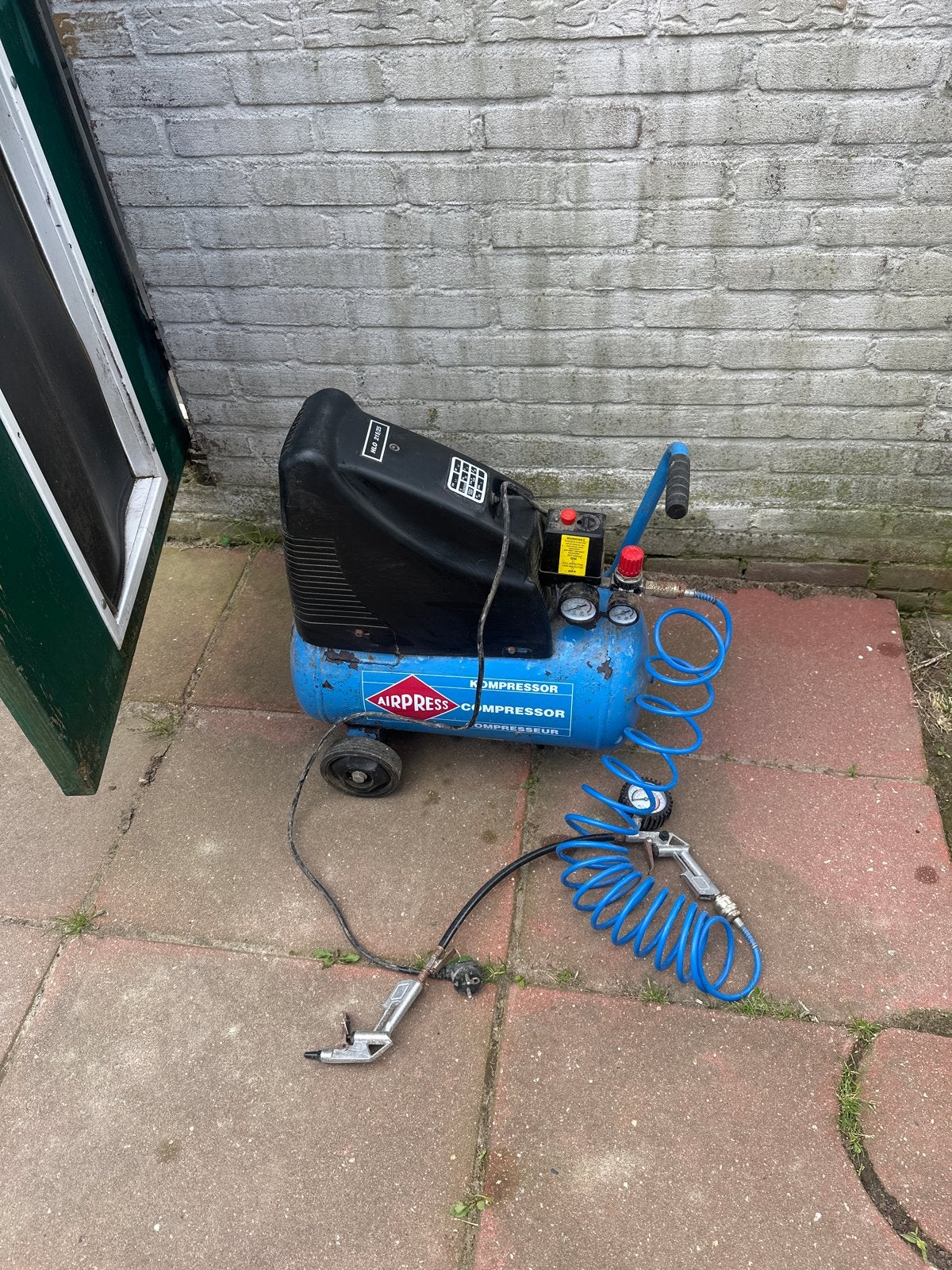 Airpress Compressor HLO 215/25 - Gebruikt, Doe-het-zelf en Verbouw, Ophalen, Gebruikt, 10 bar of meer, 25 tot 100 liter