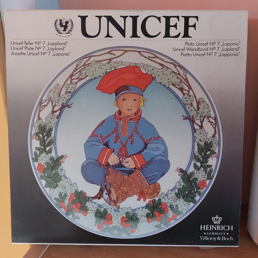 UNICEF wandborden Villeroy & Boch Heinrich, Antiek en Kunst, Antiek | Wandborden en Tegels, Ophalen of Verzenden