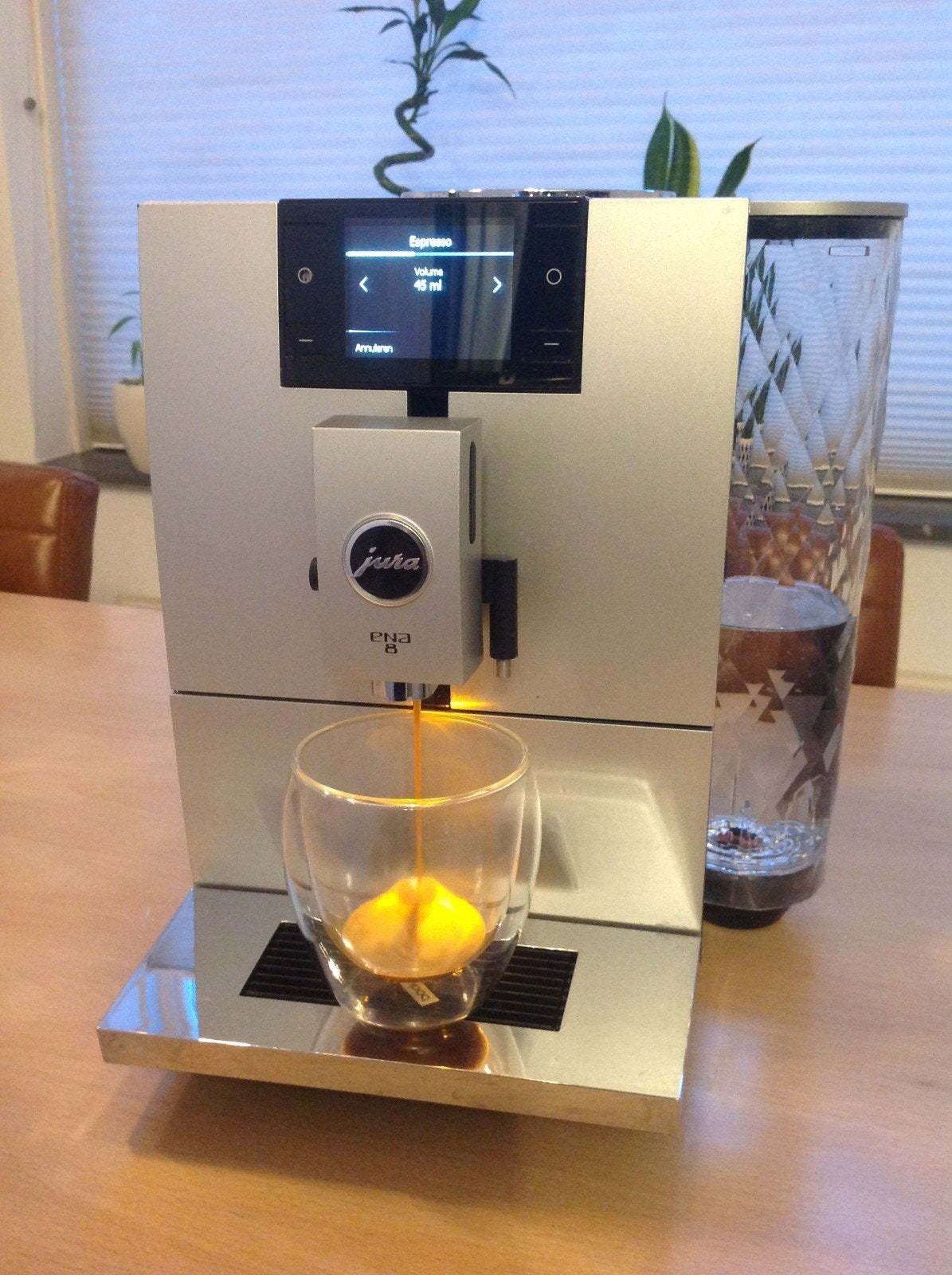 Reparatie of Onderhoud nodig voor Jura of DeLonghi?, 10 kopjes of meer, Koffiemachine, Ophalen of Verzenden, Zo goed als nieuw