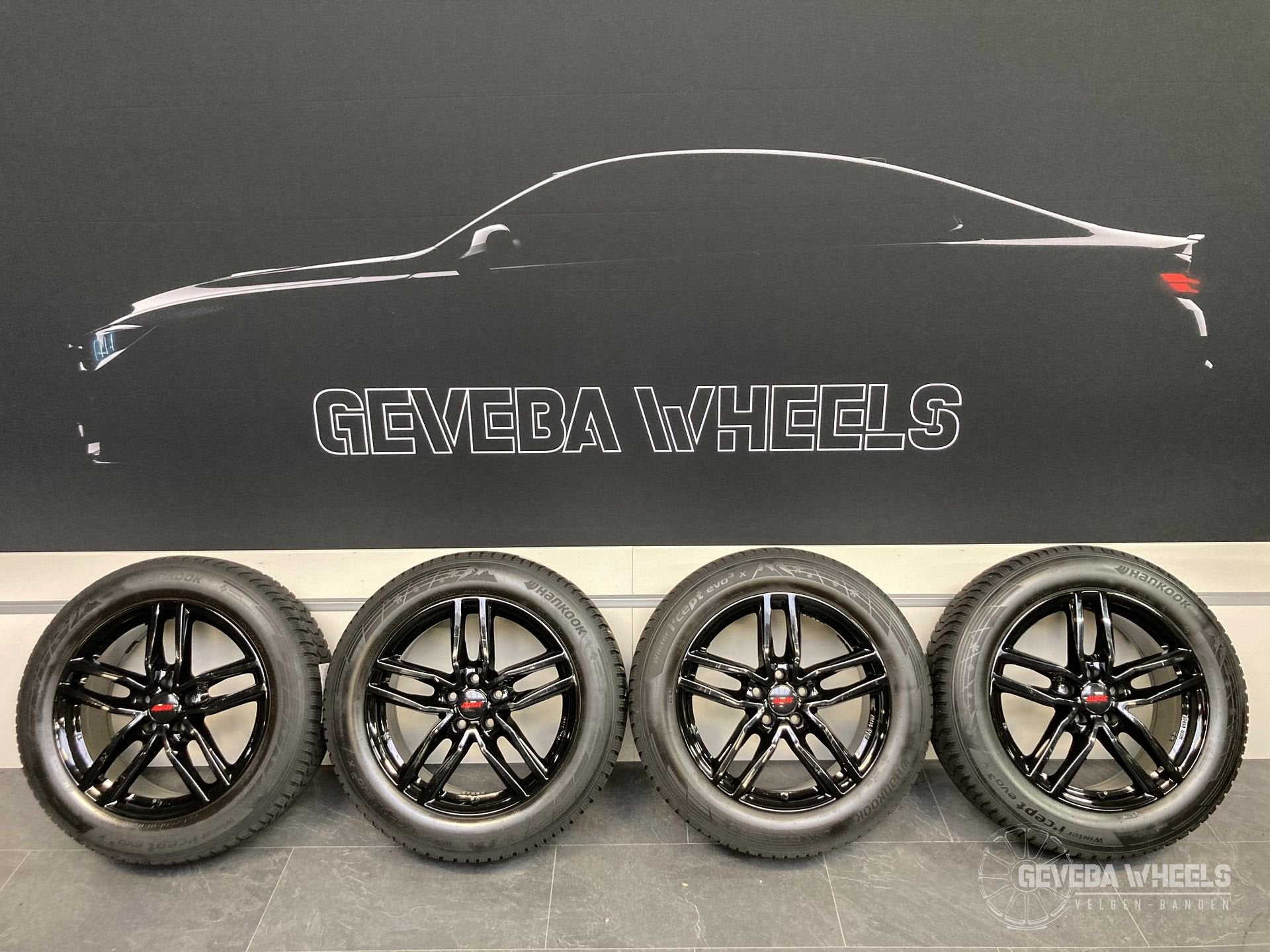 18” Toyota Rav4 vanaf 2019 velgen + winterbanden 5x114.3, 18 inch, Gebruikt, -, -