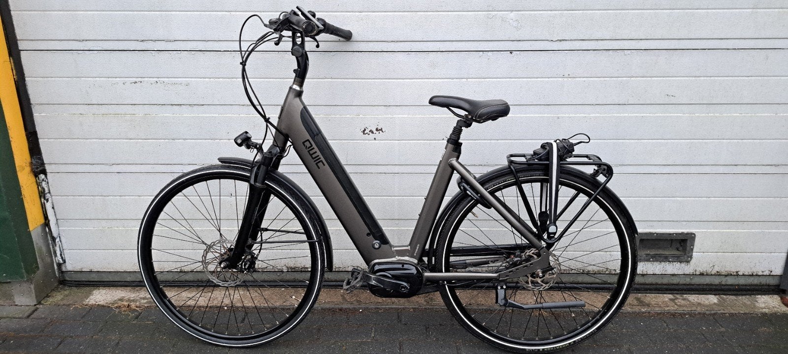Nette Qwic Premium MN7+ 2024 9400km elektrische fiets, Ophalen, Zo goed als nieuw, Qwic