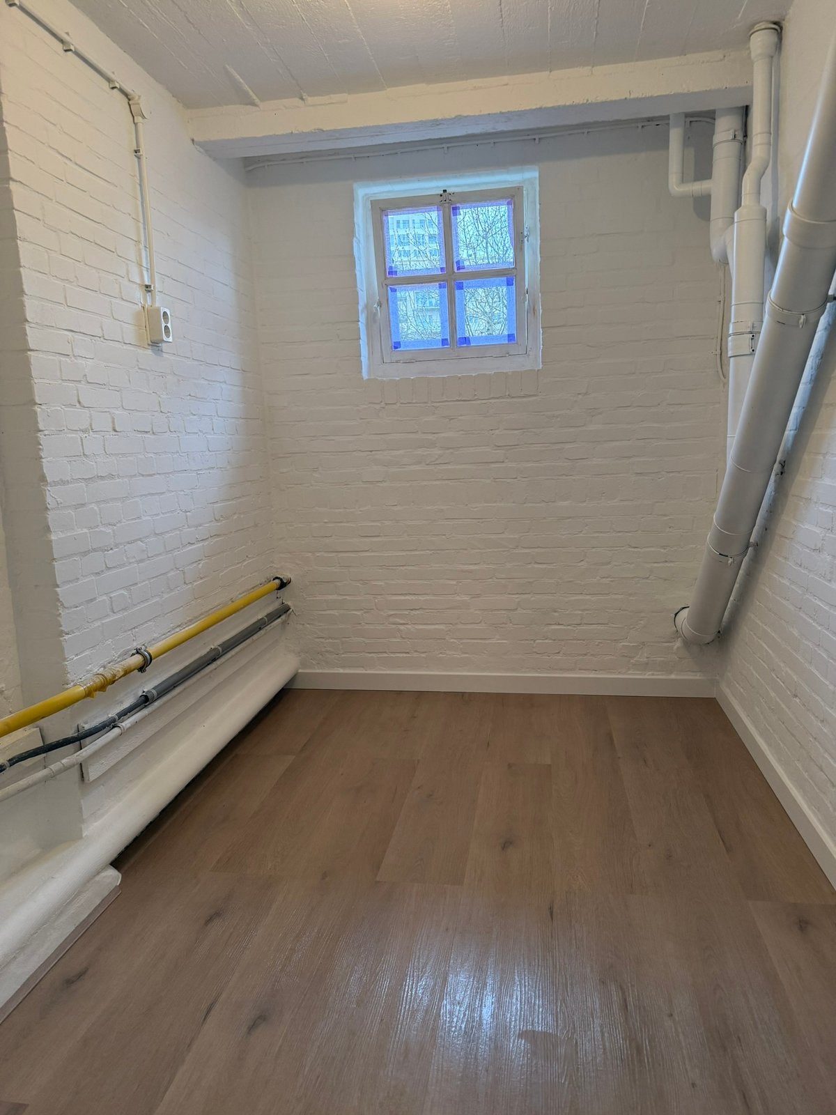 Te koop 4,5e plank click belakos attico 830 pvc -licht eiken, Ophalen