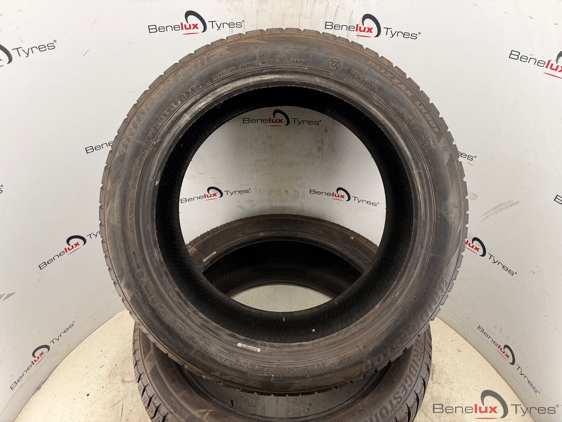 snow 245/45R19 102V Bridgestone 245/45 R19 245/45/19 2454519, -, -, Winterbanden, Band(en)