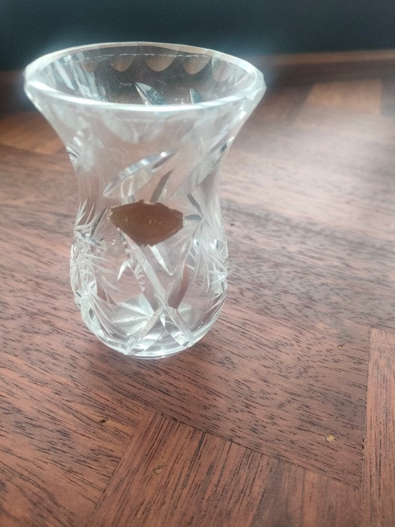 Vaasje kristal hand geslepen, Ophalen