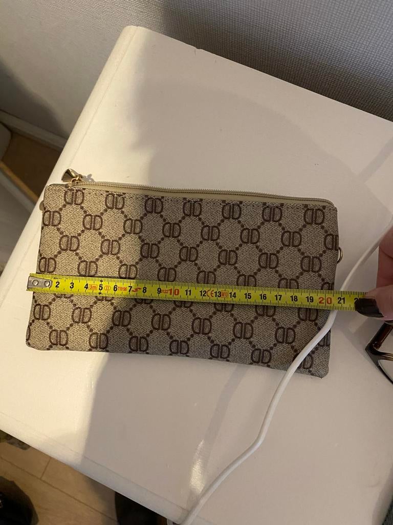 Nieuw etui / portemonnee, Ophalen, Nieuw, Beige, Overige merken