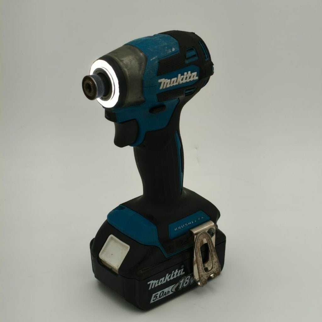 Makita DTD173 Slagschroevendraaier + 18V 5Ah accu + Garantie, Doe-het-zelf en Verbouw, Makita, Zo goed als nieuw, Support@makita.com