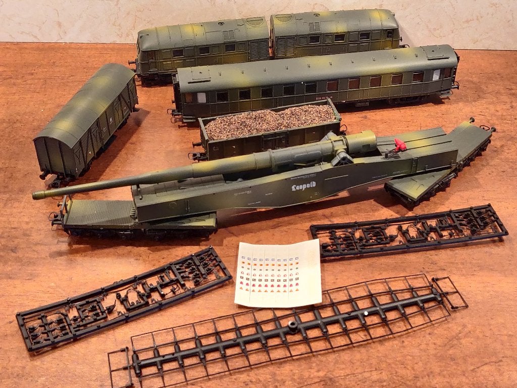 ** UNIEK ** NIEUW ** Lima ‘Legertrein’ **, Treinset, Gelijkstroom, Nieuw, Ophalen of Verzenden