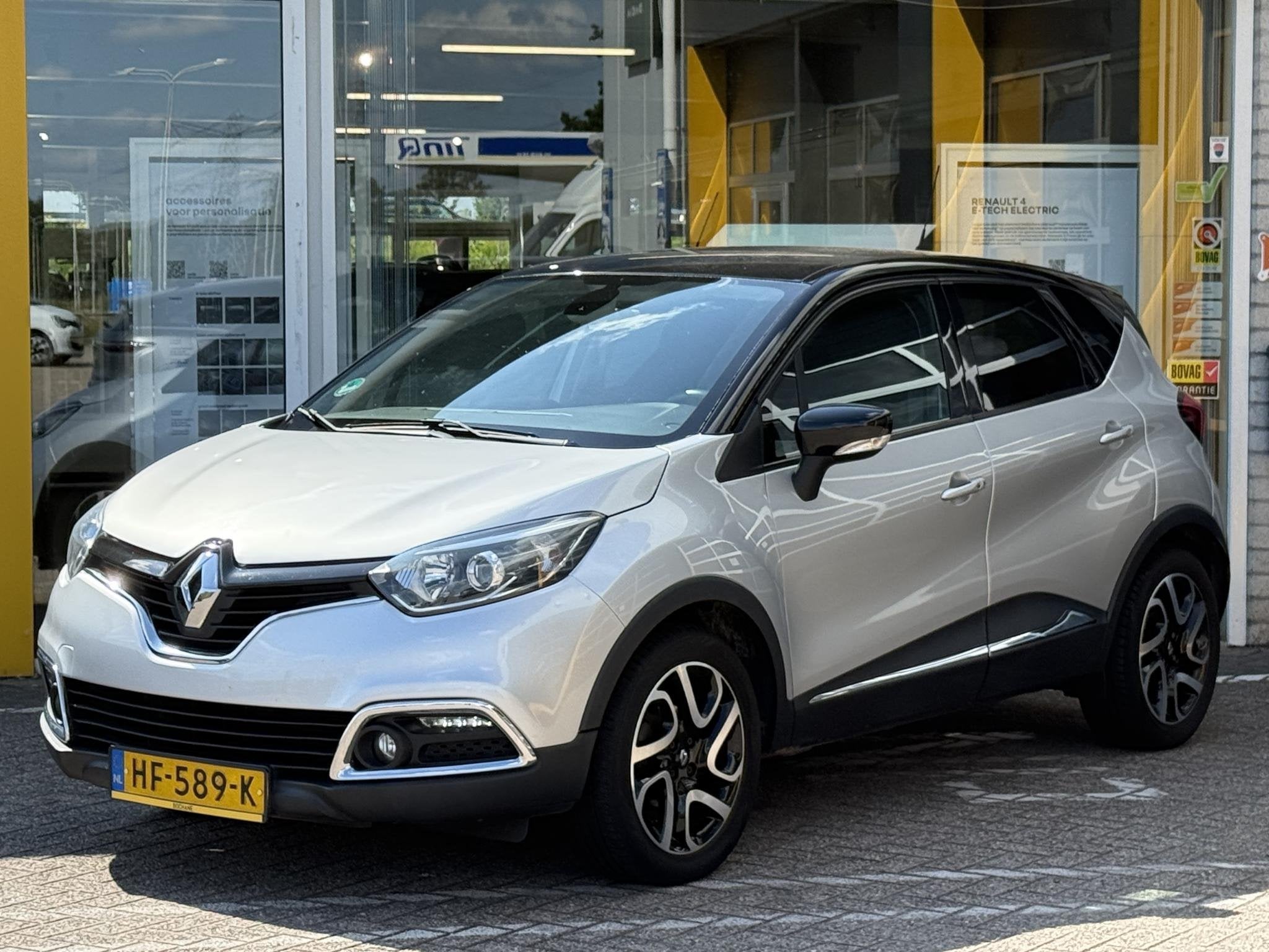 Renault Captur 0.9 TCe Dynamique | NAP | Navigatie | Achteru, Voorwielaandrijving, 898 cc, Stof, Gebruikt