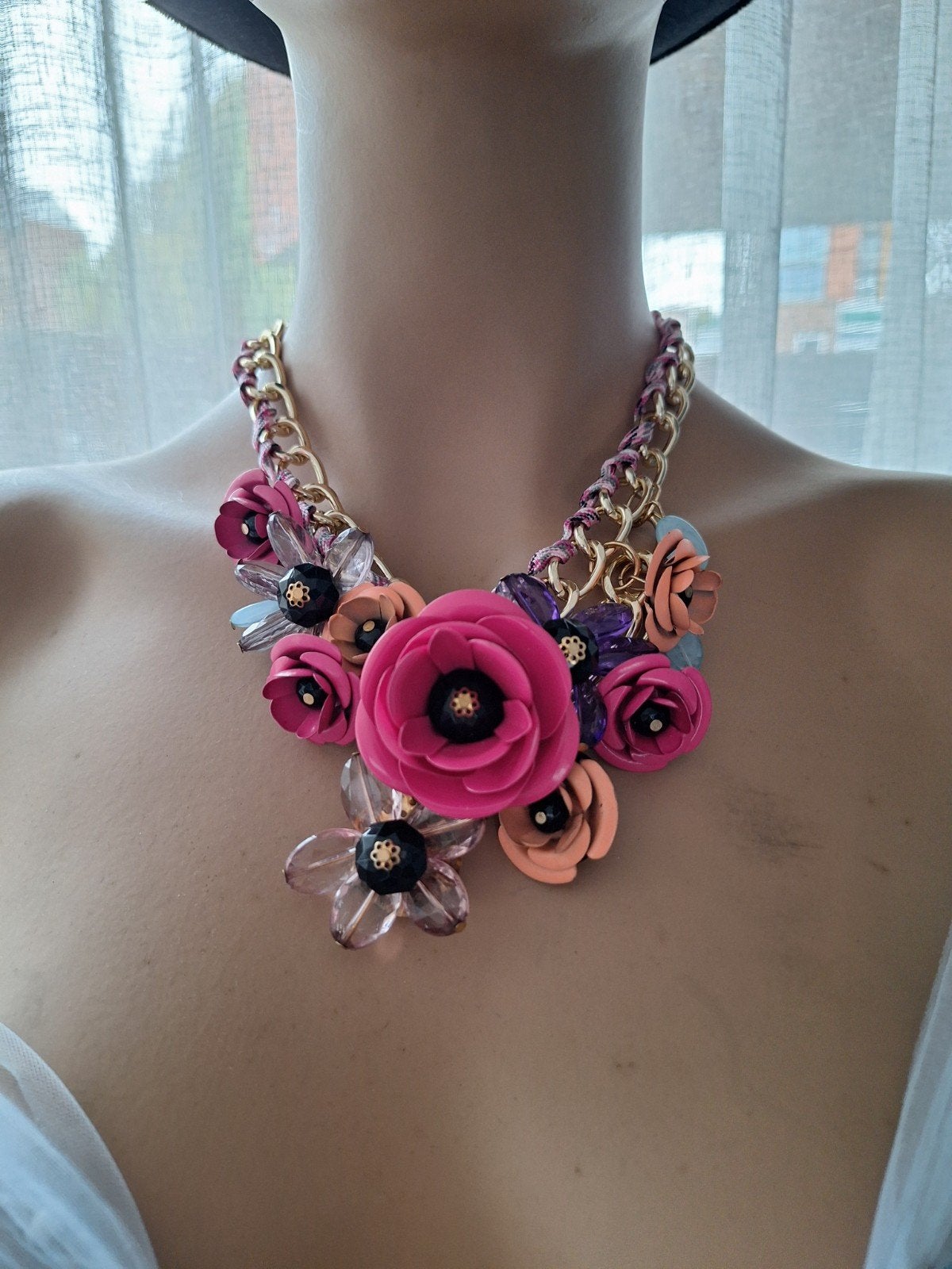 Statement Ketting met Bloemen en Kralen, Met kristal, Overige materialen, Ophalen of Verzenden, Zo goed als nieuw