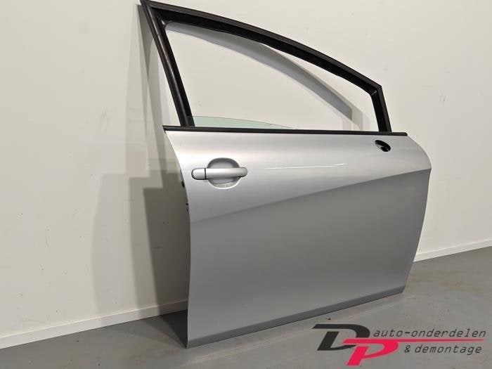 Portier 4Deurs rechts-voor van een Seat Leon (LS7Y), Gebruikt, -, Deur, -