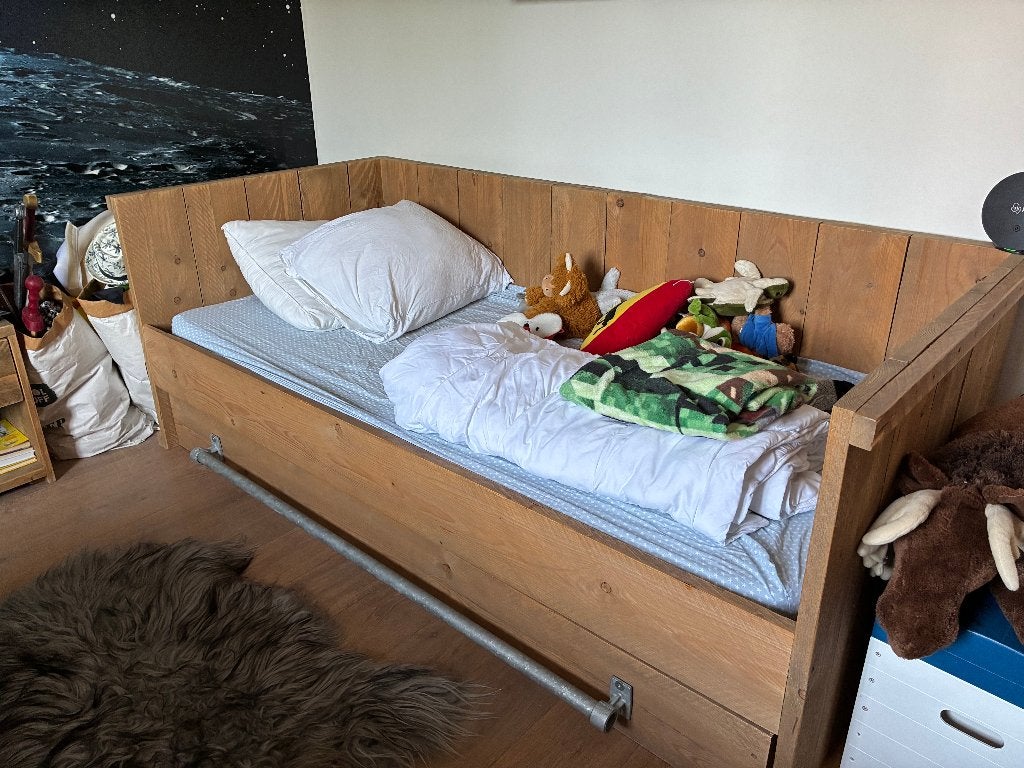 Steigerhouten bed plus bureau, Huis en Inrichting, Slaapkamer | Bedden, Ophalen, Gebruikt, 90 cm, Eenpersoons