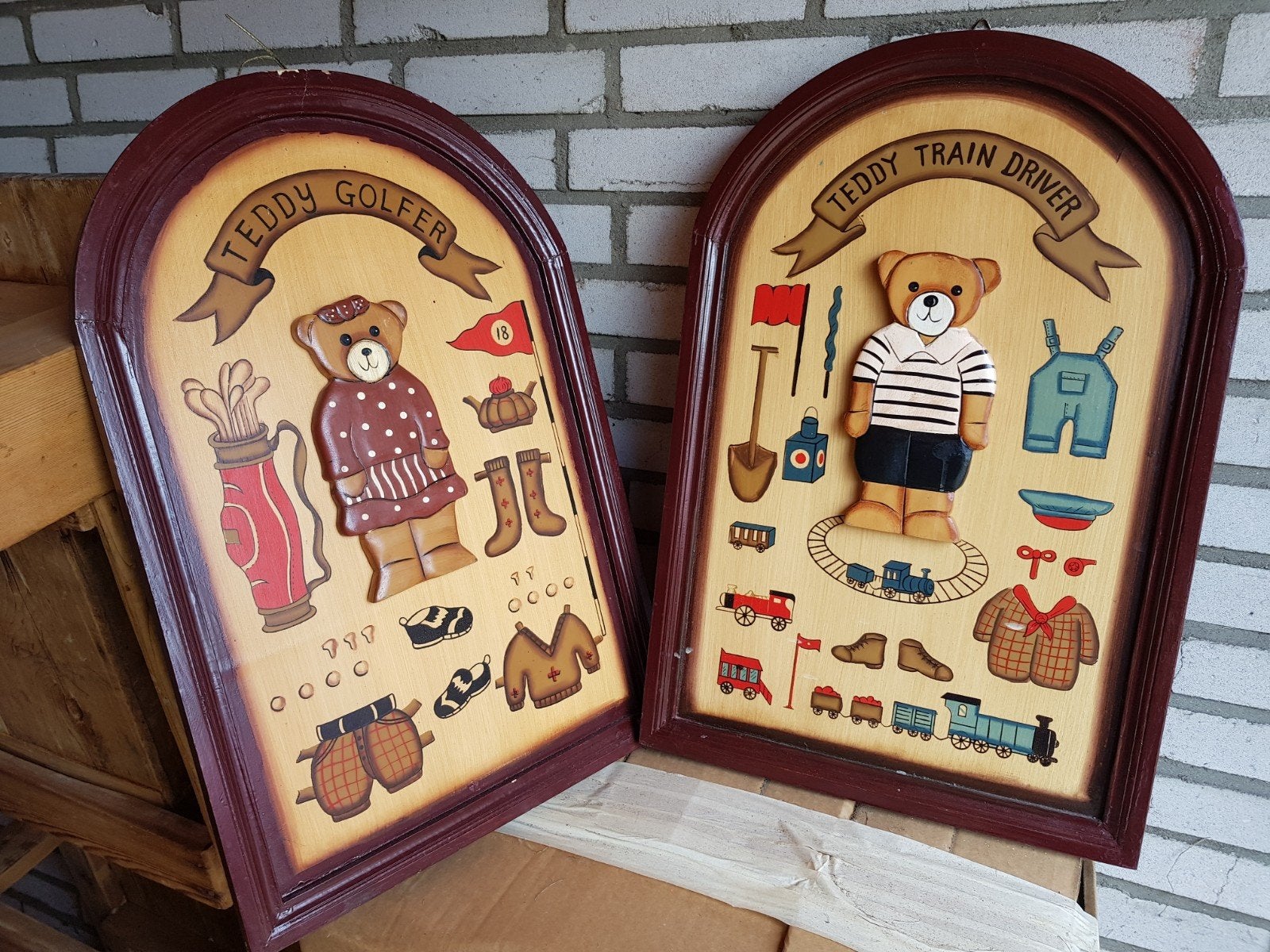 Houten Teddybeer Wanddecoratie: Golfer & Treinmachinist, Verzamelen, Ophalen of Verzenden, Stoffen beer, Overige merken