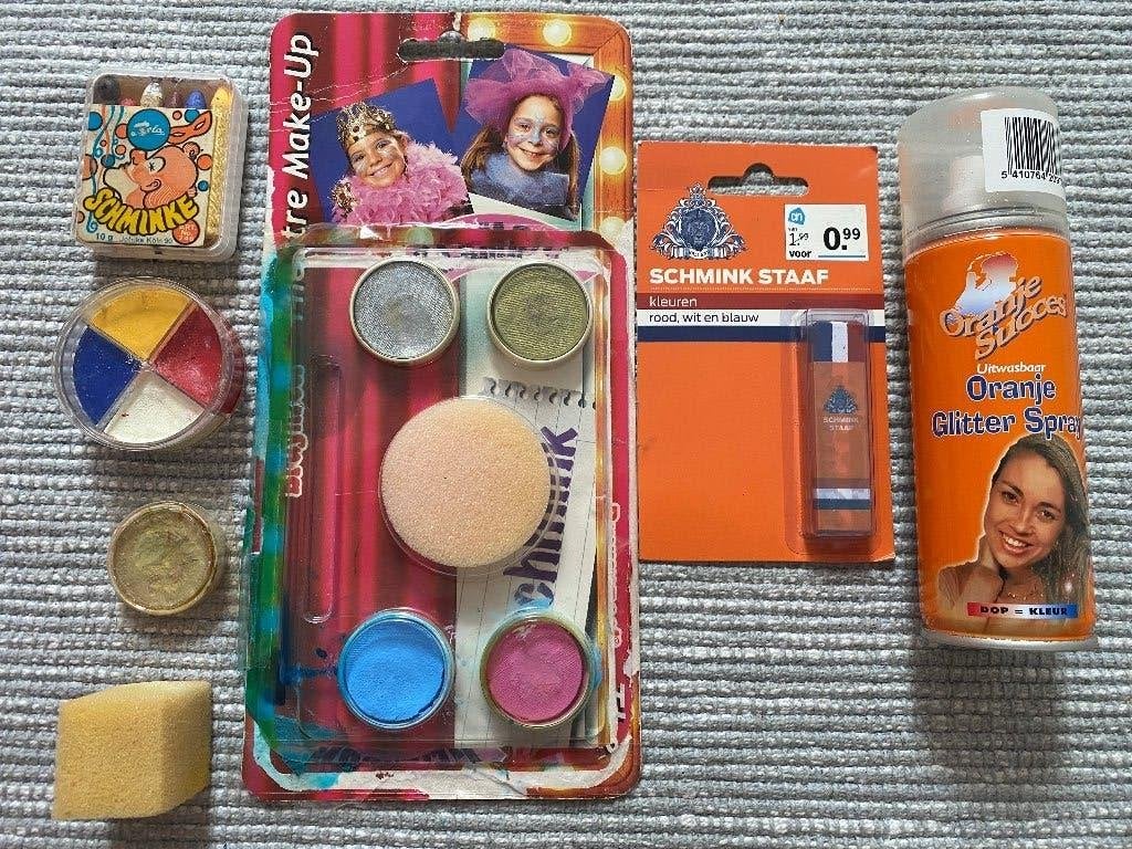Diverse schmink en glitter spray set, Ophalen of Verzenden, Zo goed als nieuw, Schmink, Overige